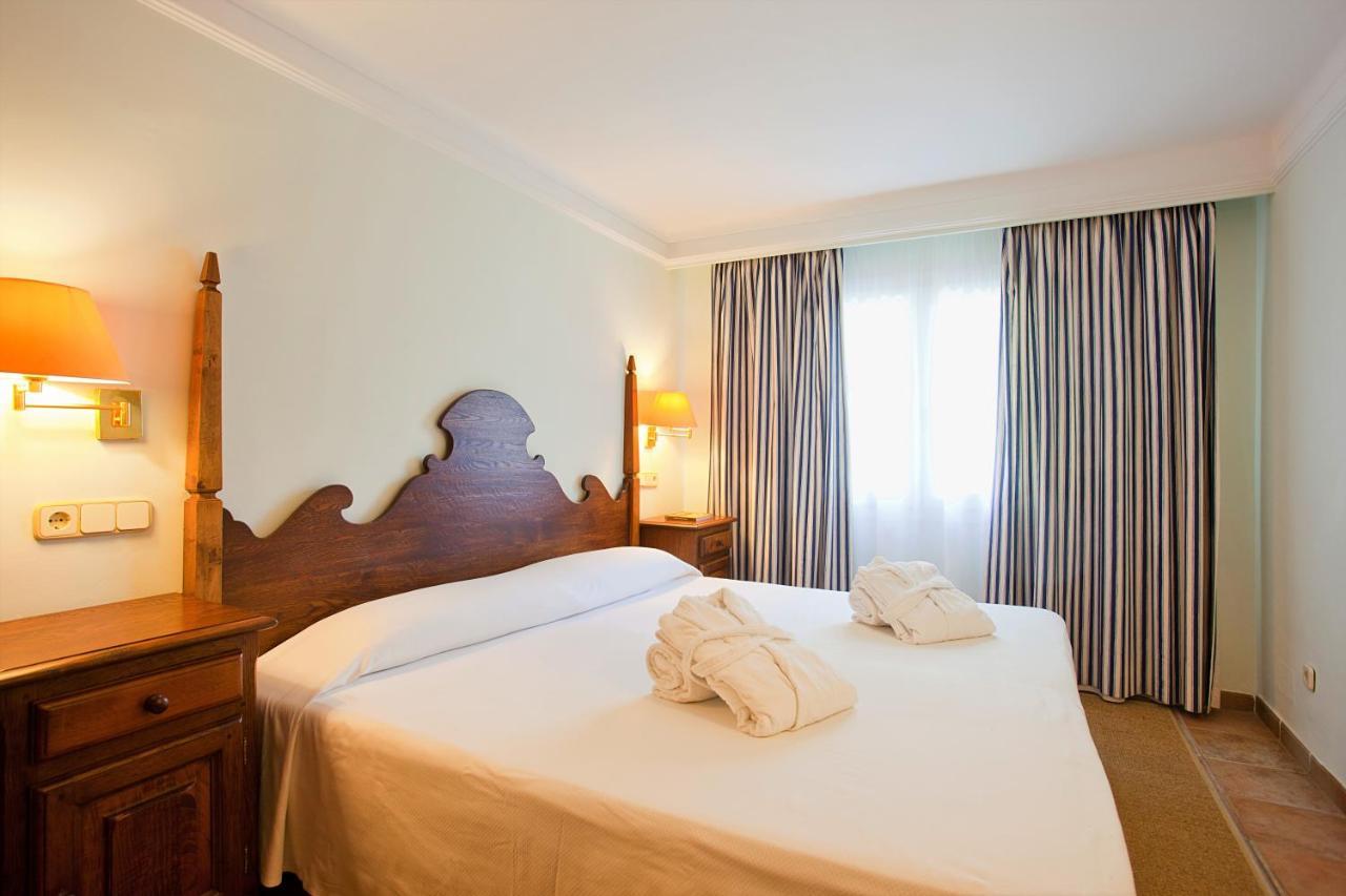 Hotel Cala Sant Vicenc - Adults Only Cala de Sant Vicenc Екстериор снимка